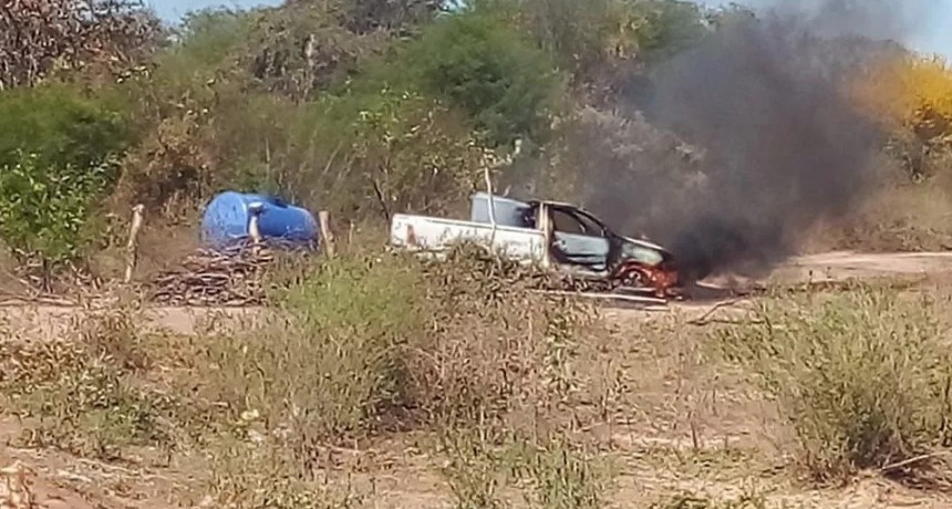 Atacaron e incendiaron la camioneta de un t&eacute;cnico de la APA