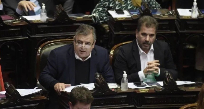 La oposici&oacute;n niega contactos con el oficialismo y comienza a tomar distancia de la convocatoria