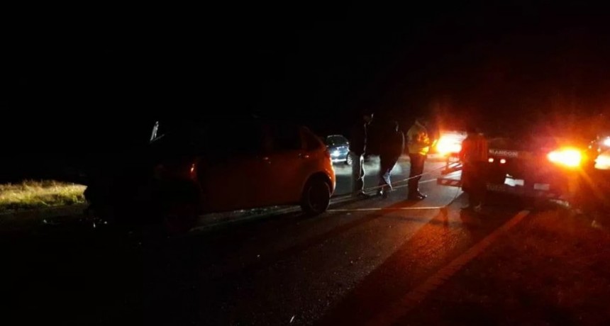 Ruta 11: Choc&oacute; contra un puente, tras explotarle una cubierta