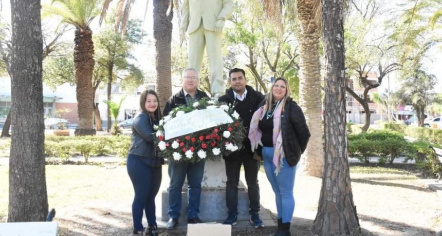 Villa &Aacute;ngela: EL MUNICIPIO Y LA UEGP N&deg; 172 CONMEMORAN EL 25&deg; ANIVERSARIO DEL FALLECIMIENTO DE DEOLINDO F. BITTEL