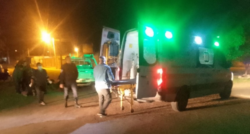 Presidencia de la Plaza: ACCIDENTE DE TR&Aacute;NSITO ENTRE CAMIONETA DE SECHEEP Y UNA MOTOCICLISTA