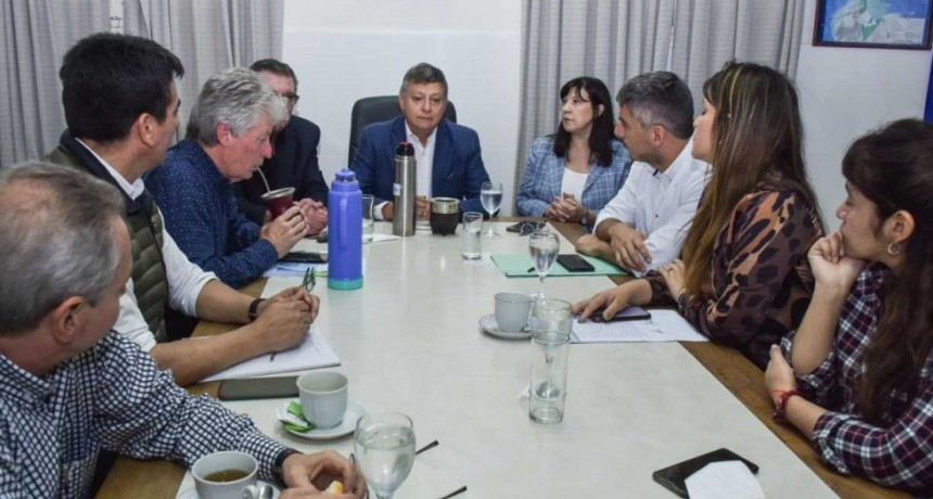 El embajador Peppo present&oacute; a legisladores chaque&ntilde;os informe sobre la hidrov&iacute;a Paran&aacute;- Paraguay
