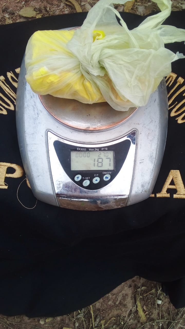 Villa &Aacute;ngela: INCAUTAN MAS DE 100 GRAMOS DE COCAINA