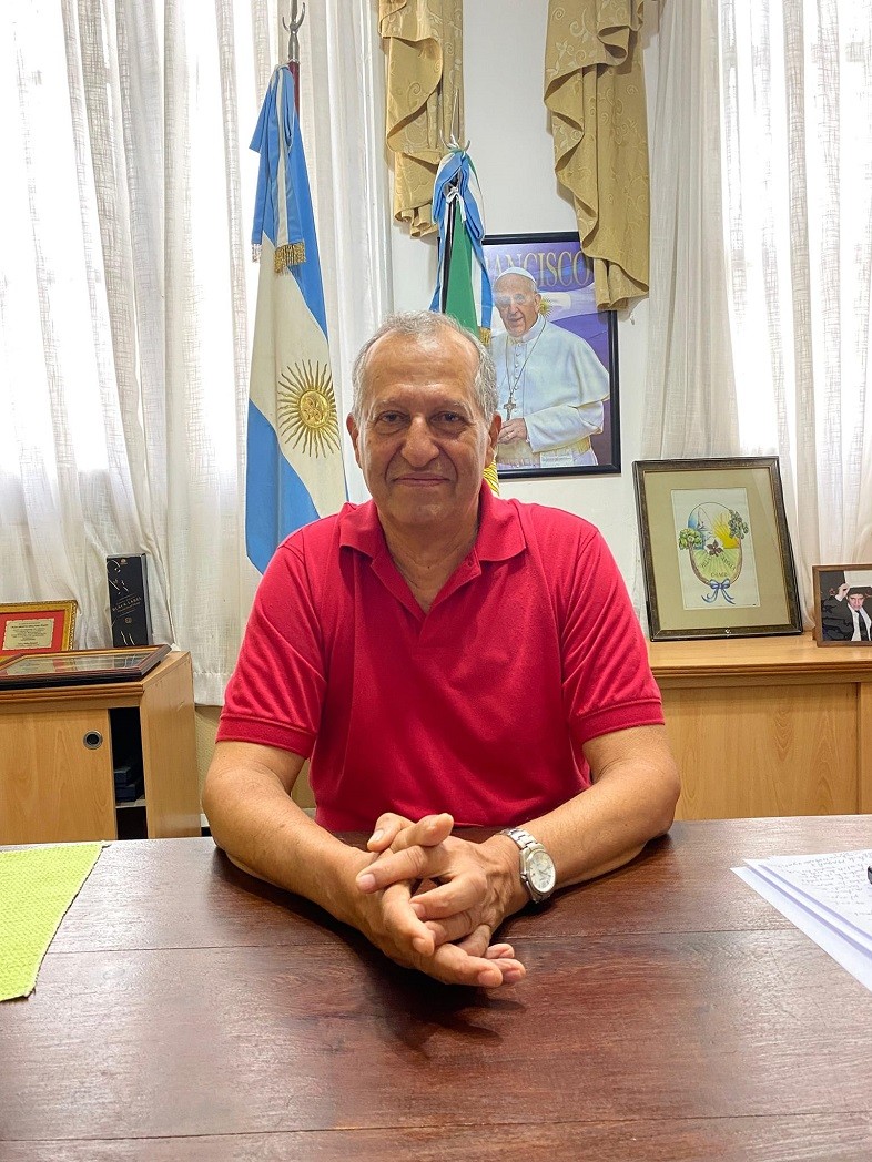 Villa Ángela: EL INTENDENTE ADALBERTO PAPP IMPULSA PROYECTO PARA EQUIPAR CAMIONES Y DESTACA LA BUENA ADMINISTRACIÓN MUNICIPAL