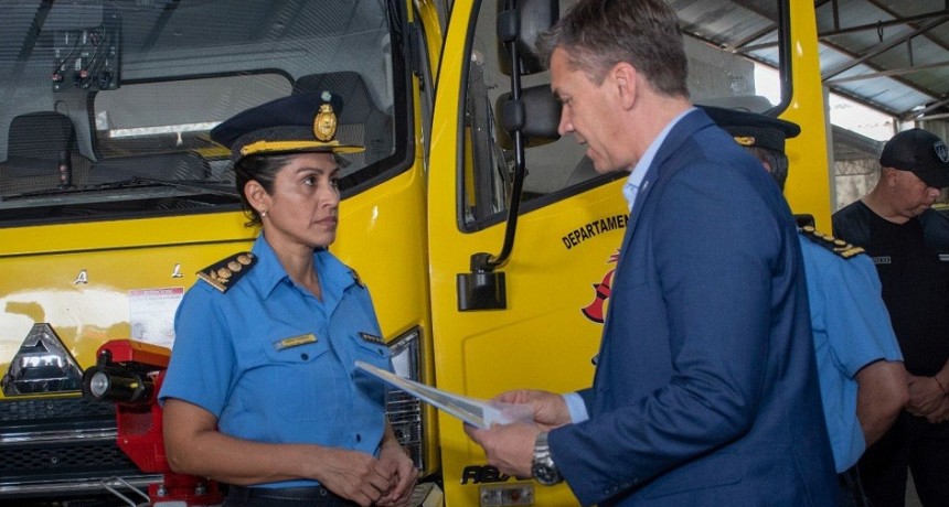 ZDERO INAUGUR&Oacute; LAS REFACCIONES EN LA ESTACI&Oacute;N DE BOMBEROS Y ANUNCI&Oacute; LA INCORPORACI&Oacute;N DE NUEVOS AGENTES