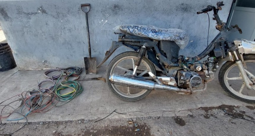 Villa &Aacute;ngela: Aprehenden a padre e hijo por intento de robo de cables en la Avenida Binaghi 
