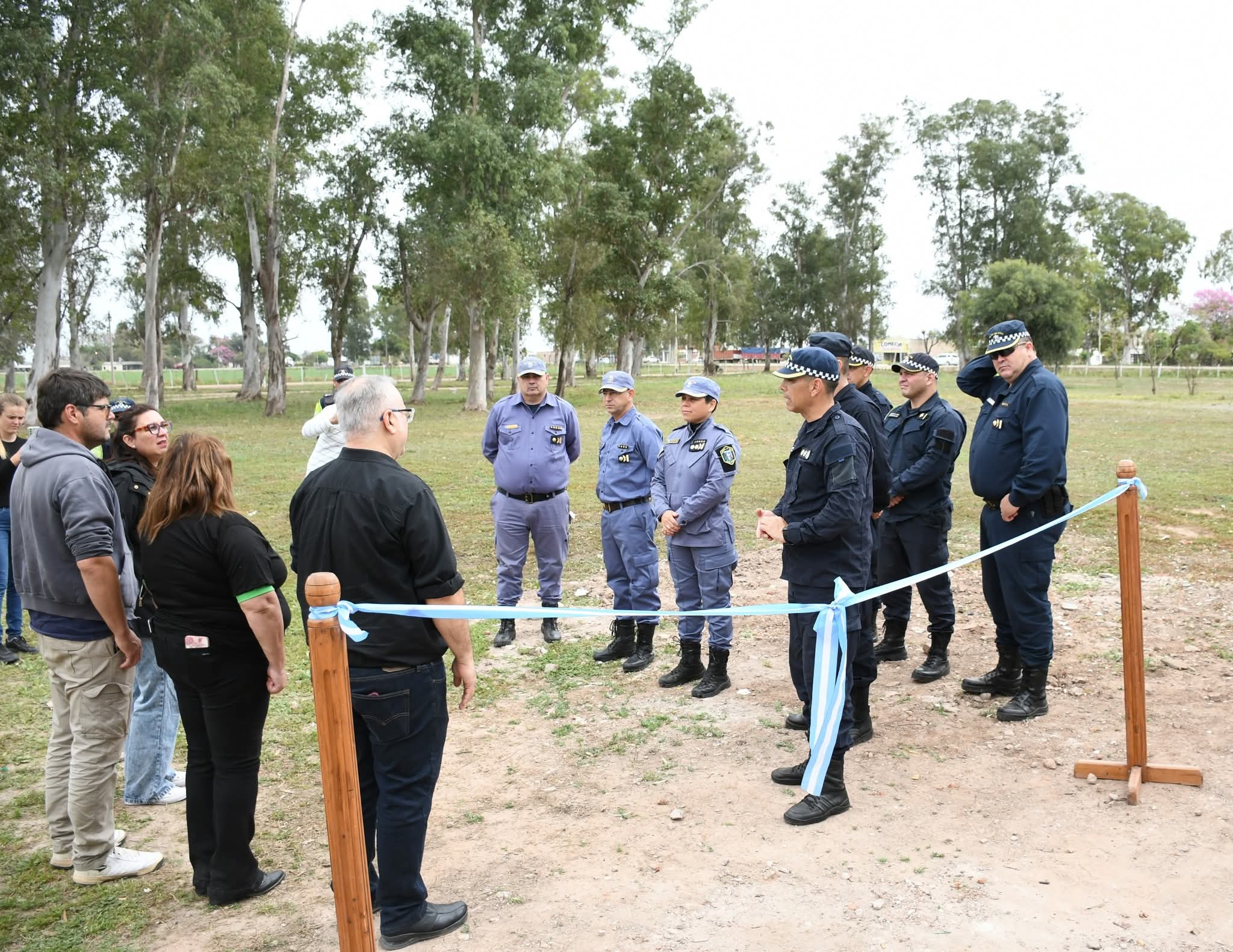 Villa Ángela: INAUGURACIÓN DE LA NUEVA OFICINA DE POLICÍA CAMINERA EN EL CAMPING MUNICIPAL “DR. HUGO CARLOS ARECE”