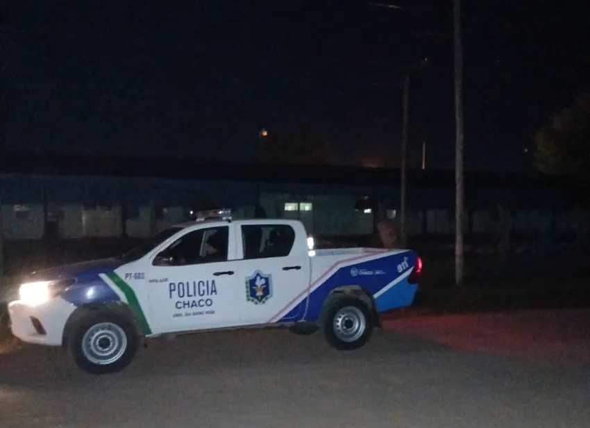 Un policía terminó con fracturas en la nariz tras incidentes en un partido de fútbol