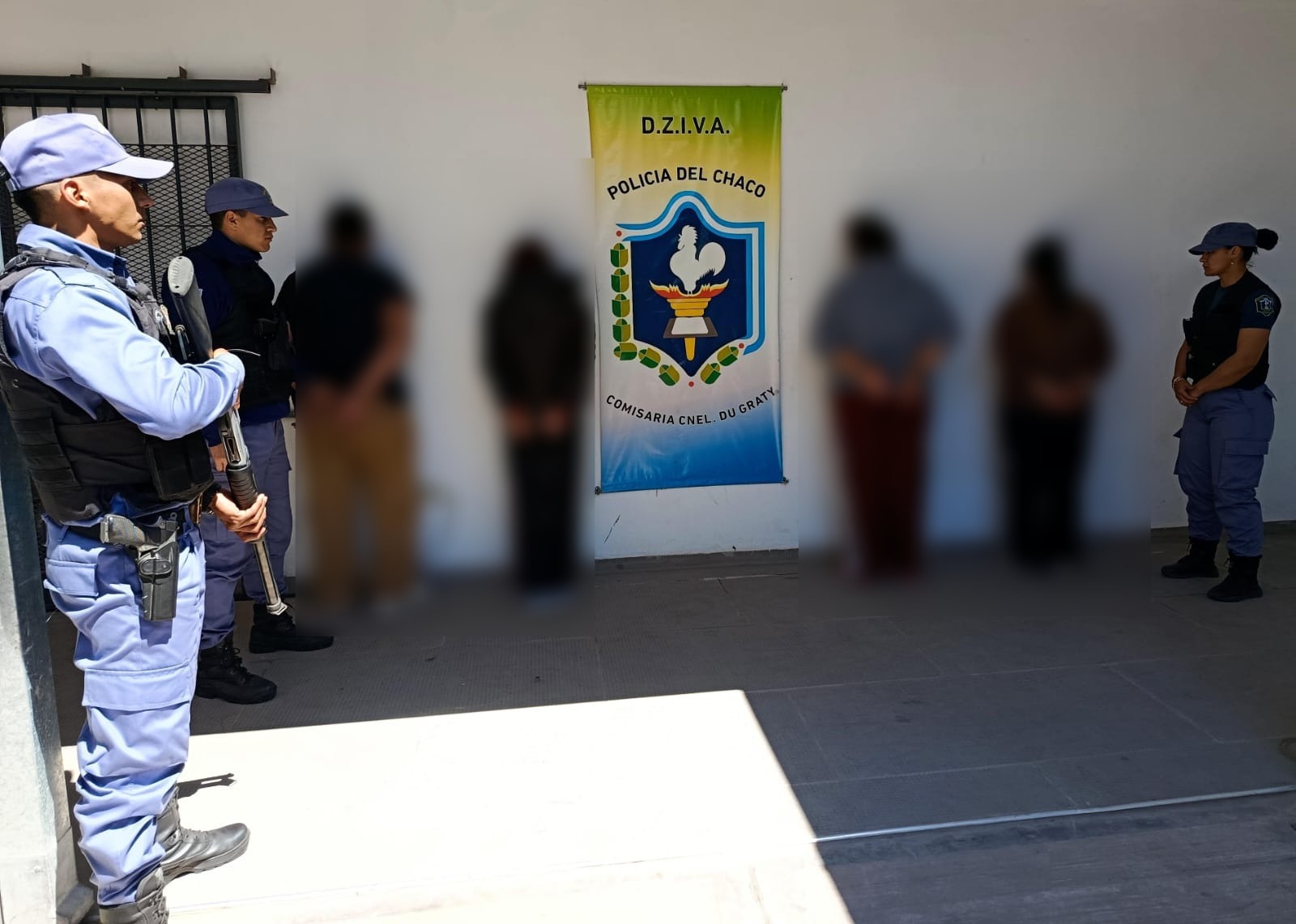 CORONEL DU GRATY POLIC&Iacute;AS ATRAPARON A VARIAS PERSONAS POR LA VENTA ILEGAL DE TURNOS M&Eacute;DICOS EN EL HOSPITAL