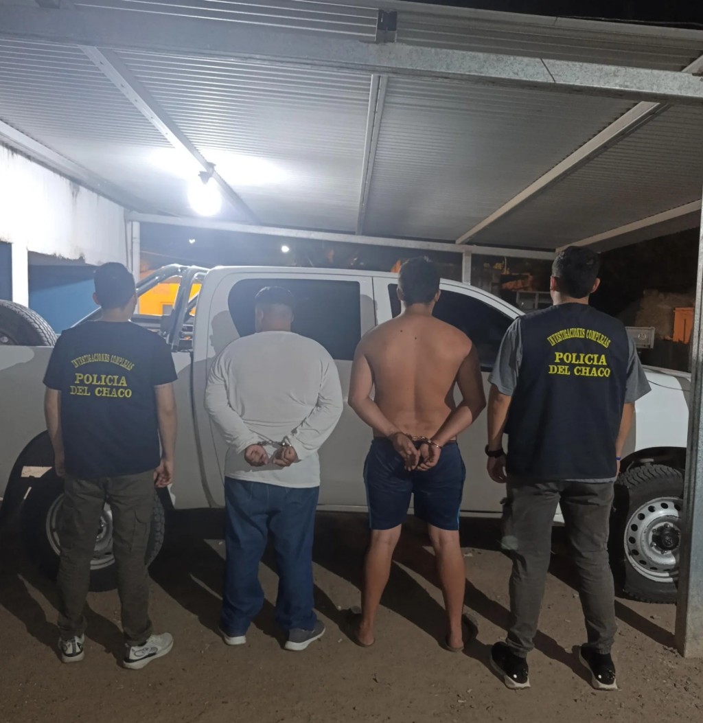 VILLA &Aacute;NGELA: DOS J&Oacute;VENES FUERON APREHENDIDOS Y RECUPERARON UNA MOTOCICLETA ROBADA