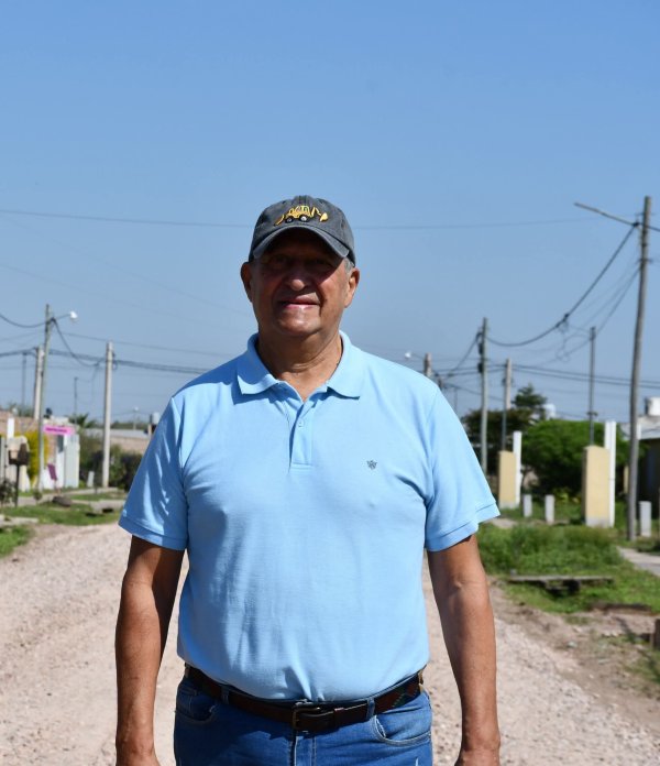PAPP RECORRI&Oacute; EL BARRIO 100 VIVIENDAS Y DESTAC&Oacute; LAS MEJORAS EN RIPIO Y EL ABASTECIMIENTO DE AGUA