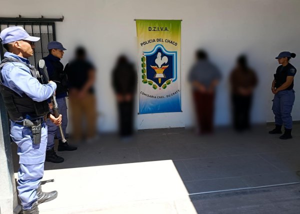 CORONEL DU GRATY POLIC&Iacute;AS ATRAPARON A VARIAS PERSONAS POR LA VENTA ILEGAL DE TURNOS M&Eacute;DICOS EN EL HOSPITAL