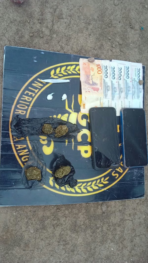 DOS HOMBRES FUERON INTERCEPTADOS EN RUTA 89 CON MARIHUANA Y COCA&Iacute;NA CON DESTINO A ENRIQUE URIEN