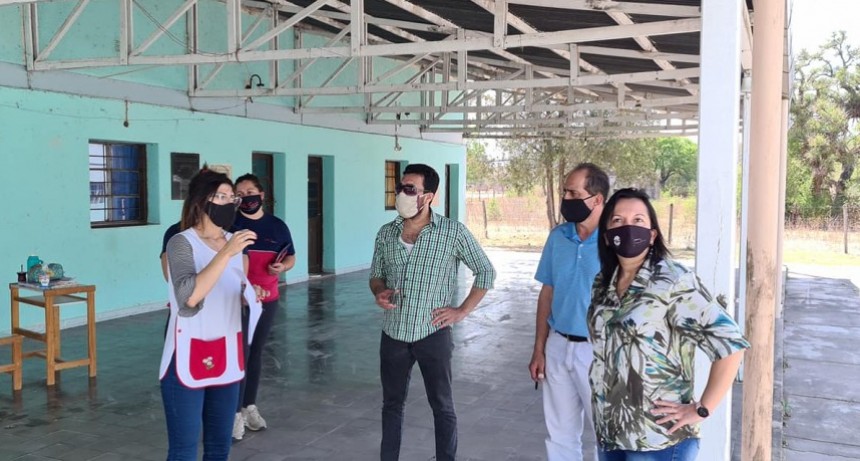 Enrique Urien: EL MUNICIPIO RECIBI&Oacute; EQUIPOS T&Eacute;CNICOS DE INFRAESTRUCTURA ESCOLAR A PEDIDO DE LA INTENDENTE DE LA LOCALIDAD