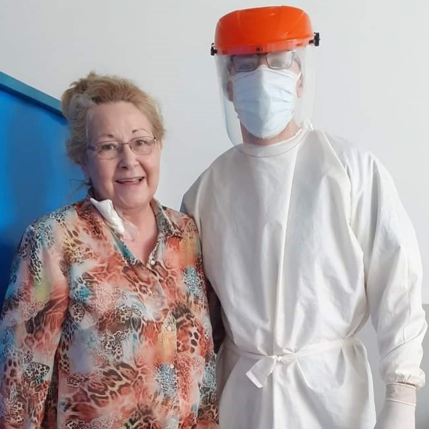 Villa &Aacute;ngela: MARTA DE DINATALE | RECUPERADA DE COVID 19 CON TRATAMIENTO DE IBUPROFENO: " QUE LA MINISTRA FIRME EL PEDIDO PORQUE EL IBUPROFENO INHALADO ES M&Aacute;GICO"