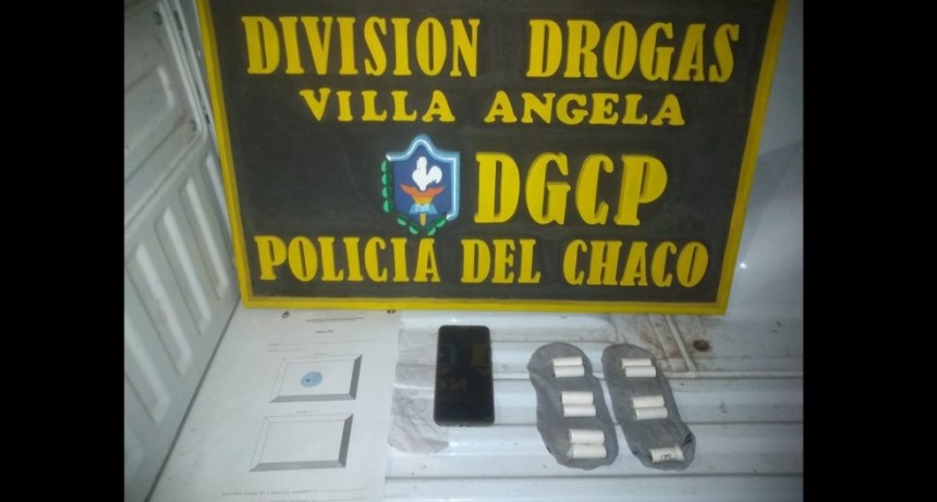 Villa &Aacute;ngela: LA DIVISI&Oacute;N DE DROGAS DETIENE A UN JOVEN DE 26 A&Ntilde;OS CON COCA&Iacute;NA QUE ARRIBABA A LA LOCALIDAD EN COLECTIVO