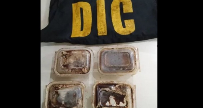Resistencia: Rompi&oacute; el vidrio de un local, se llev&oacute; 10 mil pesos y cuatro chocotortas