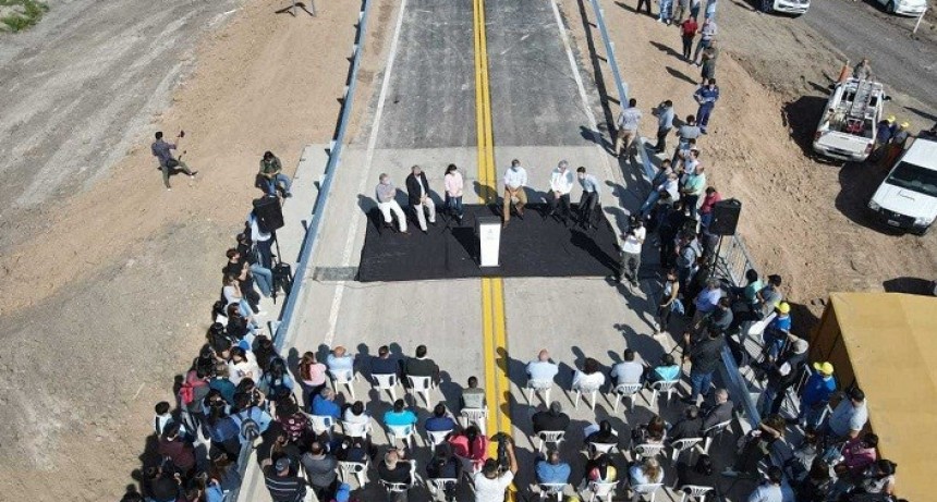 Capitanich inaugur&oacute; el primer tramo de la ruta 13: &ldquo;En estos cuatro a&ntilde;os llegaremos a m&aacute;s de 500 kil&oacute;metros&rdquo;, dijo