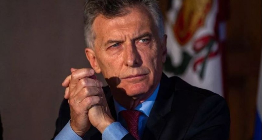 Macri regresa al pa&iacute;s para declarar, pero antes hizo escala en Brasil