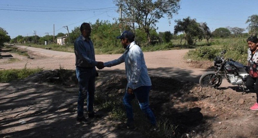 Villa &Aacute;ngela: El Intendente Papp indic&oacute; que se Completar&aacute;n 10 Km de Ripio en la Ciudad