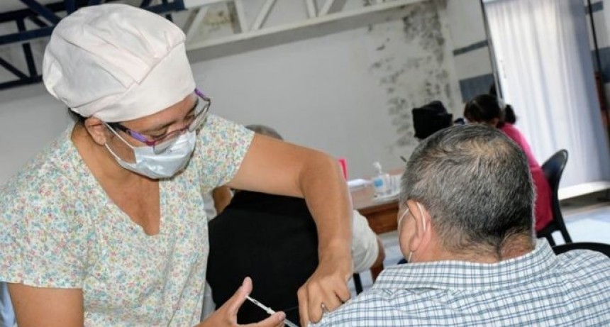 TERCERAS DOSIS DE SINOPHARM: INICIAN PROTOCOLO EN CHACO PARA VACUNAR A INMUNOCOMPROMETIDOS Y MAYORES DE 50 