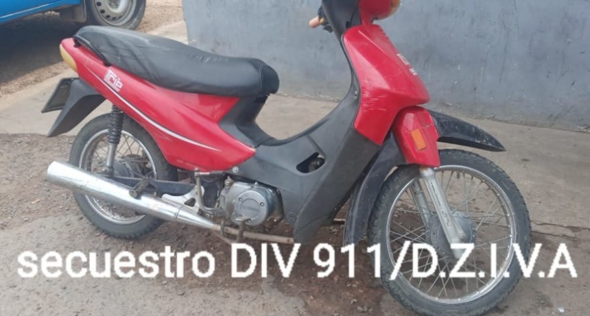 Villa &Aacute;ngela: ABANDONAN LA MOTO EN &ldquo;LA CHAQUE&Ntilde;A&rdquo; Y SE DAN A LA FUGA