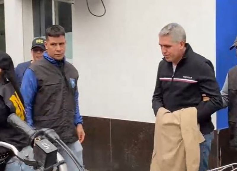 DETUVIERON A EX FUNCIONARIOS PROVINCIALES POR SUPUESTA 