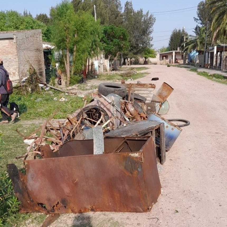 Villa &Aacute;ngela: PREVENGAMOS EL DENGUE | El municipio realiz&oacute; un nuevo operativo de limpieza y descacharrado