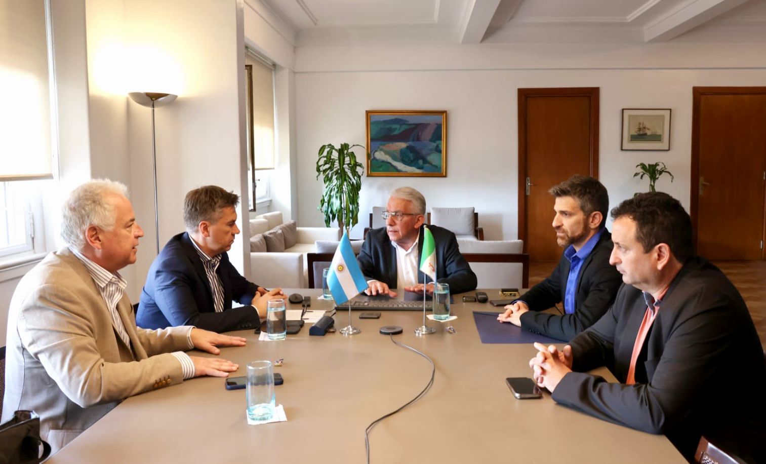 SEGUNDO ACUEDUCTO: EL GOBERNADOR ZDERO ENCABEZA GESTIONES ANTE NACI&Oacute;N, PARA CONCLUIR LAS OBRAS QUE BENEFICIAR&Aacute;N AL 60% DE LA POBLACI&Oacute;N