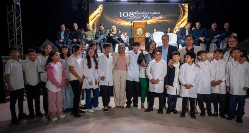 La Verde celebr&oacute; sus 108 a&ntilde;os con la repavimentaci&oacute;n de la avenida principal
