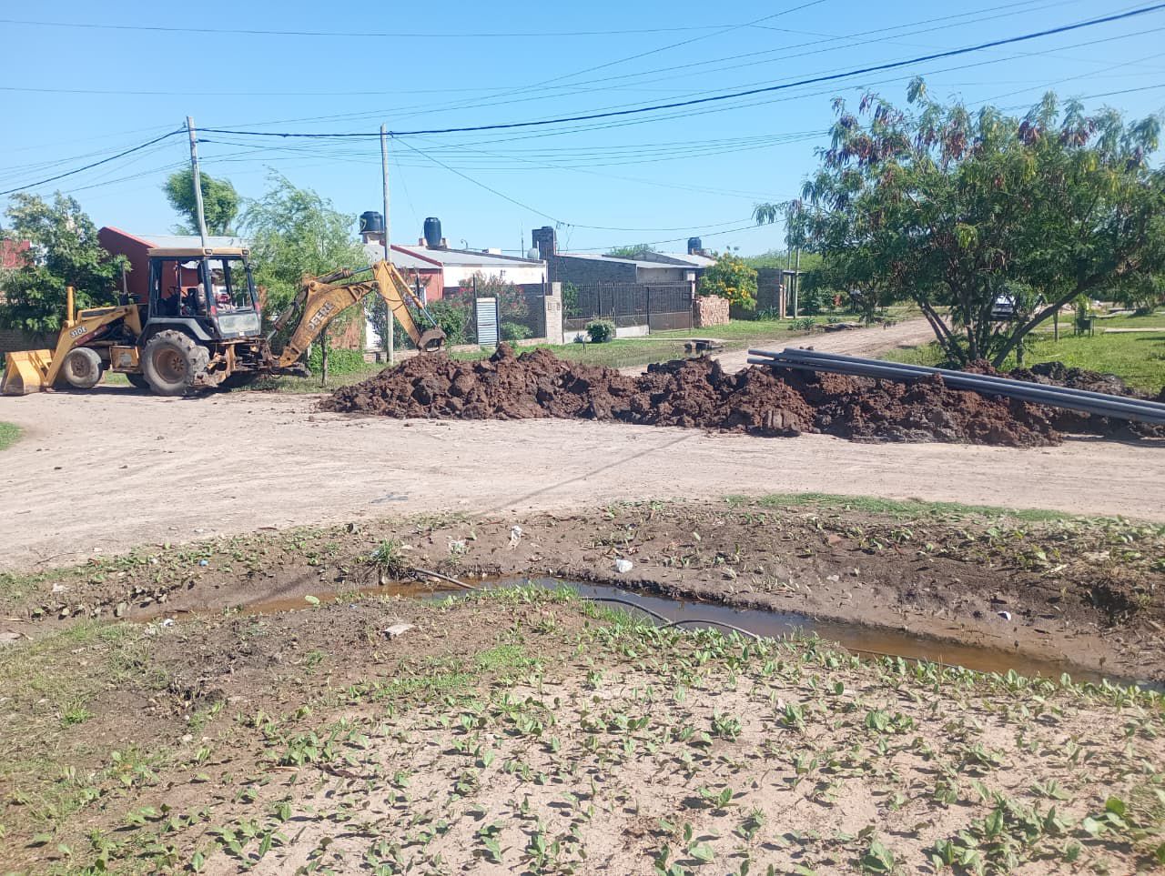 EN VILLA ÁNGELA: SAMEEP EXTIENDE LA RED DE AGUA POTABLE EN EL BARRIO “CASA 30”