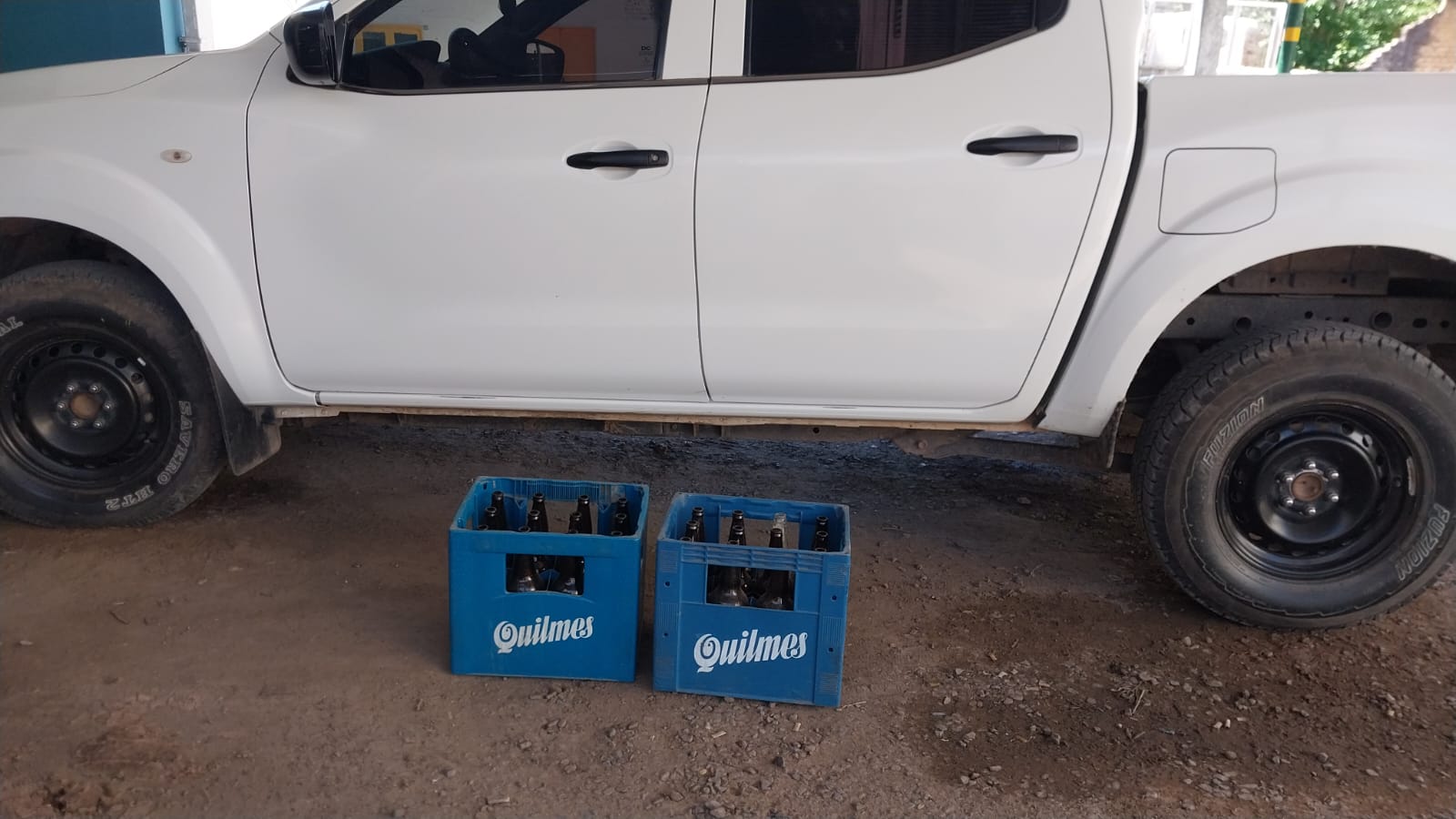 Villa &Aacute;ngela: RECUPERARON CAJONES DE CERVEZA QUE HAB&Iacute;AN SUSTRA&Iacute;DO DE UN COMERCIO