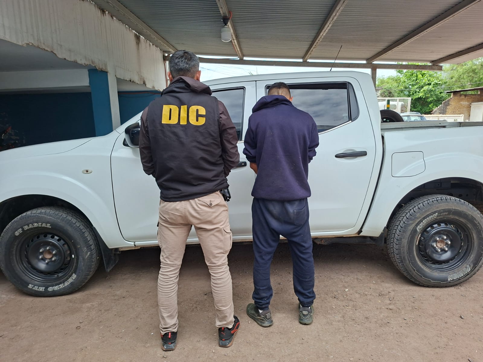 Divisi&oacute;n Investigaciones Complejas Interior Villa &Aacute;ngela: ESCLARECIMIENTO DE DOS HECHOS DELICTIVOS Y APREHENSI&Oacute;N DE UN HOMBRE