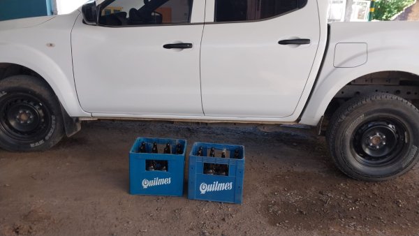 Villa Ángela: RECUPERARON CAJONES DE CERVEZA QUE HABÍAN SUSTRAÍDO DE UN COMERCIO