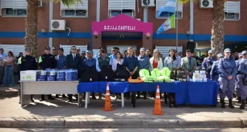 Castelli: entregaron patrulleros y equipamiento para reforzar la seguridad
