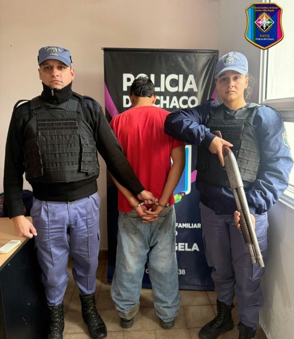 VILLA &Aacute;NGELA: APREHENDIERON A UN JOVEN POR AGREDIR A SU EX PAREJA Y DA&Ntilde;AR SU VIVIENDA