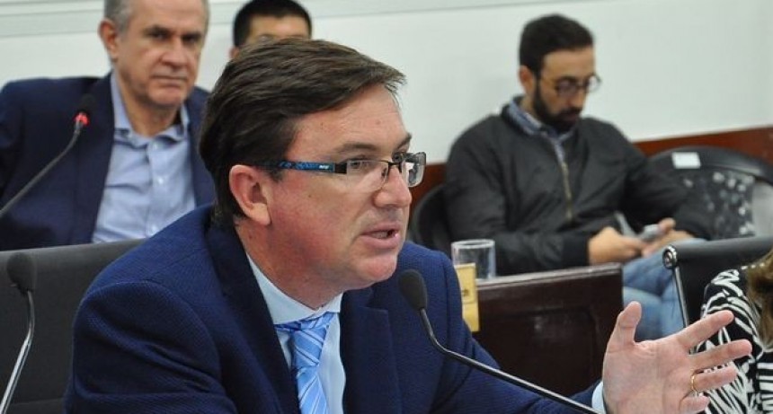 Livio Guti&eacute;rrez: "Sin balances y con mal servicio, solo en Chaco se piensa en aumentar la electricidad en pandemia"
