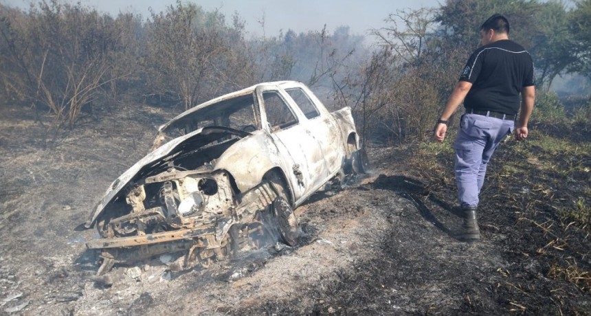 Santa Sylvina: TRAS UN ACCIDENTE DE TRANSITO, UNA CAMIONETA VUELCA Y SE INCENDIA A LA VERA DE RUTA PROVINCIAL N&deg; 5