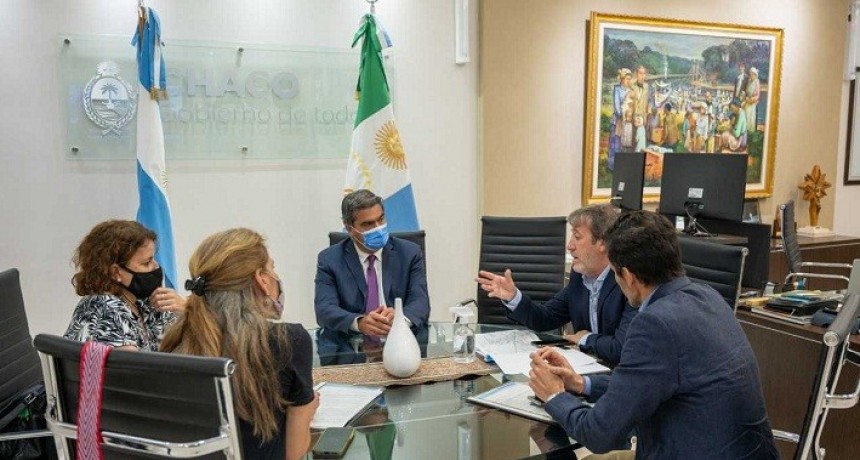 Junto a Capitanich:  VIALIDAD NACIONAL ENTREG&Oacute; EQUIPAMIENTO Y CONSTAT&Oacute; LA EVOLUCI&Oacute;N DEL PLAN DE OBRAS PARA EL CHACO 