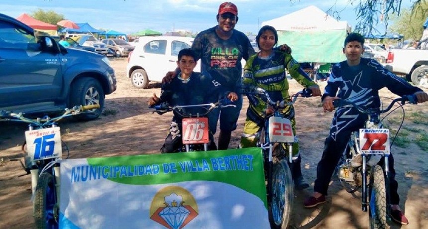 Villa Berthet: CON EL APOYO DEL MUNICIPIO TRES PILOTOS REPRESENTARON A LA LOCALIDAD EN LA 6&ordm; FECHA DEL CAMPEONATO CHAQUE&Ntilde;O DE MOTOCICLISMO