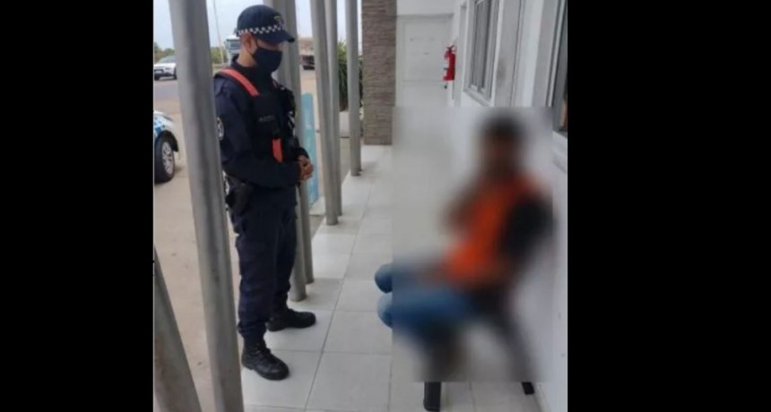 Evitaron que un hombre se arroje al r&iacute;o Paran&aacute;