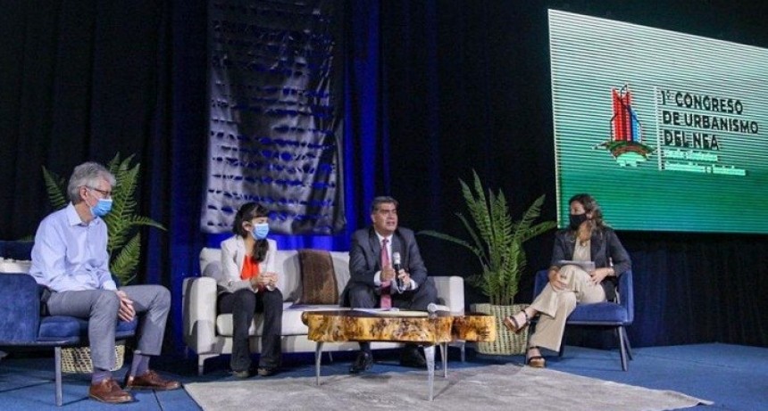 EL GOBERNADOR ABRI&Oacute; EL 1&deg; CONGRESO URBAN&Iacute;STICO DEL NEA |&ldquo;Hacia Ciudades Sostenibles e Inclusivas" 