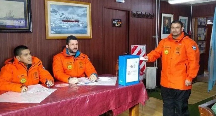 LA ANT&Aacute;RTIDA FUE EL PRIMER LUGAR DONDE CERRARON LOS COMICIOS 