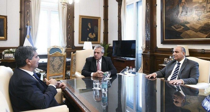 EL PRESIDENTE RECIBI&Oacute; A CAPITANICH Y DIALOGAR&Oacute;N SOBRE EL TRIUNFO ELECTORAL EN CHACO 