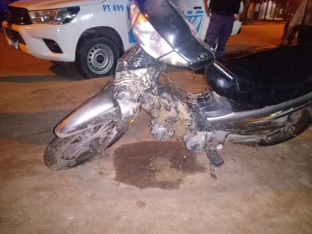 Villa &Aacute;ngela: PRENDI&Oacute; FUEGO UNA MOTO Y SE ENTREG&Oacute;