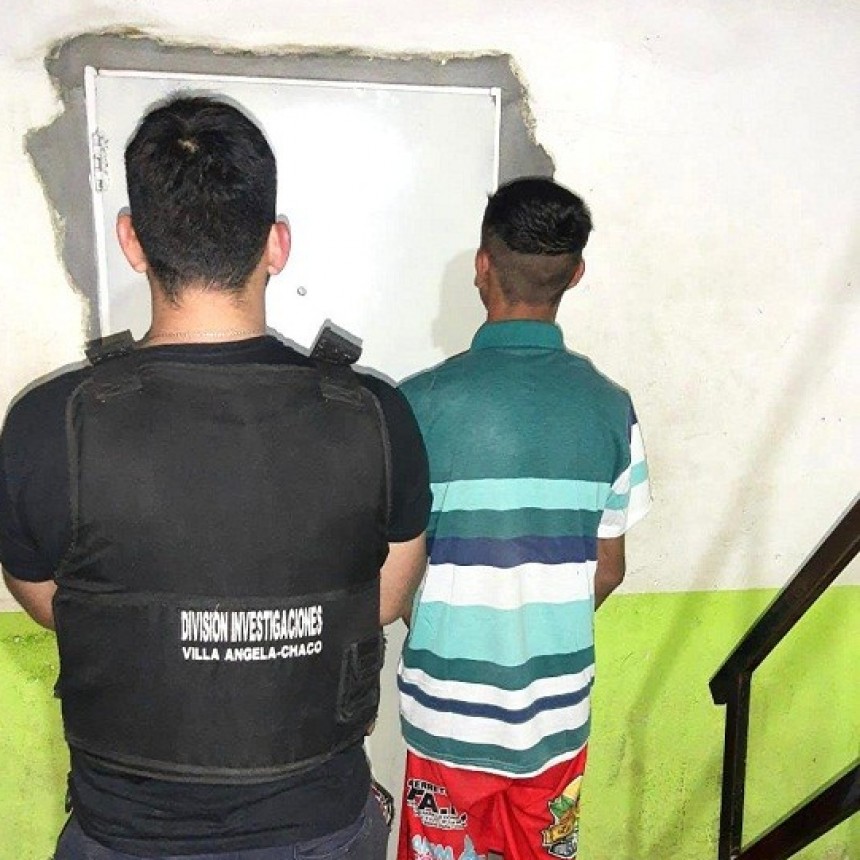 Villa &Aacute;ngela: SUPUESTO ROBO CON ARMA BLANCA Y LESIONES | Detuvieron a uno de los Autores y Prosigue la B&uacute;squeda para Lograr la Conducci&oacute;n de los Restantes Responsables