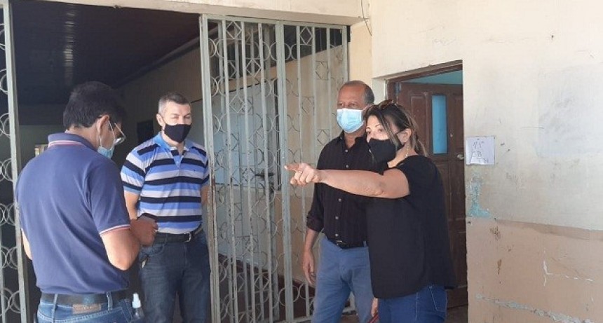 Villa &Aacute;ngela: PAPP VERIFIC&Oacute; LAS OBRAS DE REPARACI&Oacute;N EN LOS TECHOS DE LA E.E.S. N&deg; 14