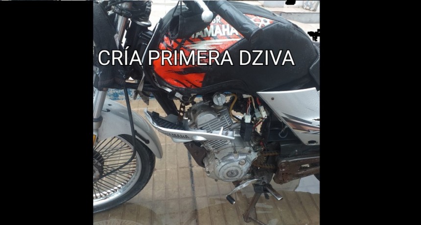Villa &Aacute;ngela: LE ROBARON LA MOTOCICLETA A LA SALIDA DEL BAILE Y FUE RECUPERADA R&Aacute;PIDAMENTE