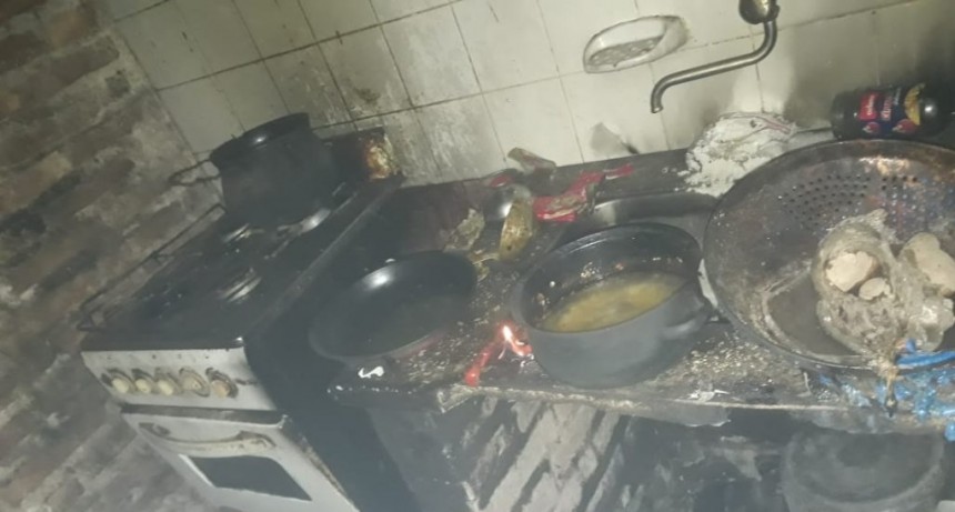 Enrique Urien: SE INCENDI&Oacute; UNA VIVIENDA | NO HUBO PERSONAS LESIONADAS
