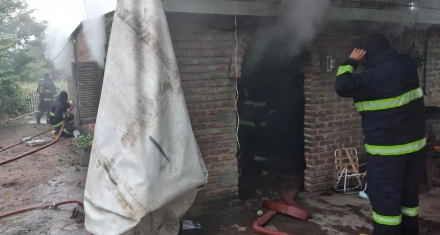 EL INCENDIO EN VILLA RURAL EL PALMAR DEJ&Oacute; TRES V&Iacute;CTIMAS FATALES